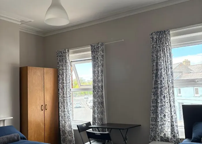 Superb Triple Near Croke Park - 2 * דבלין