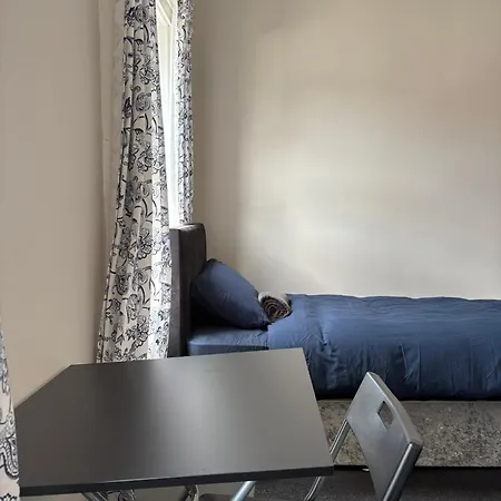 Superb Triple Near Croke Park - 2 Dublin