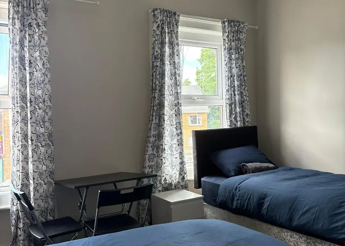 Superb Triple Near Croke Park - 2 بيت ضيافة دبلن
