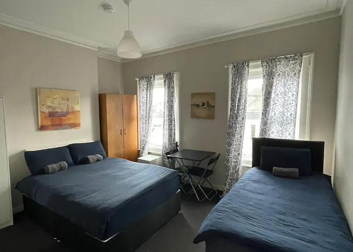 Superb Triple Near Croke Park - 2 Dublin