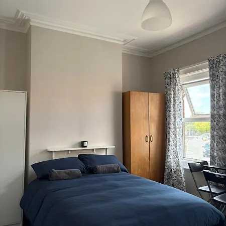 Superb Triple Near Croke Park - 2 Pensjonat Dublin
