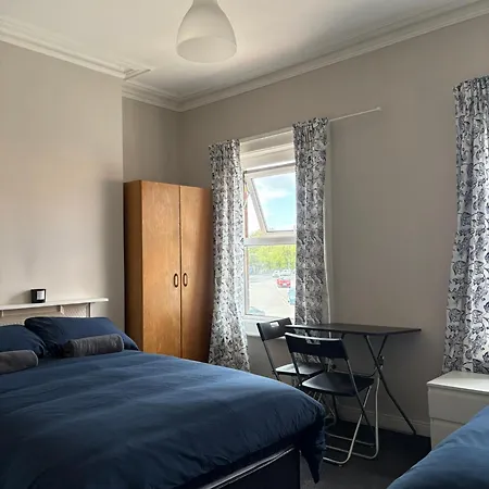 Superb Triple Near Croke Park - 2 Dublin