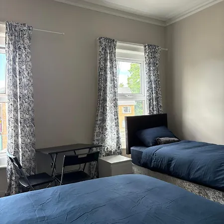 Superb Triple Near Croke Park - 2 Pensionat Dublin