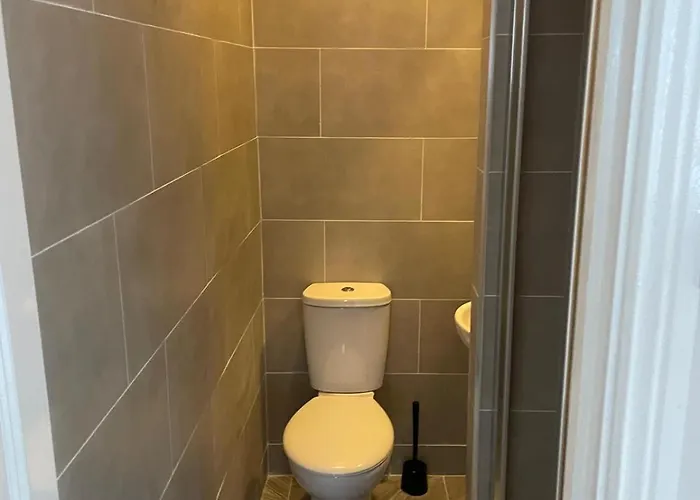 Superb Triple Near Croke Park - 2 * Dublin