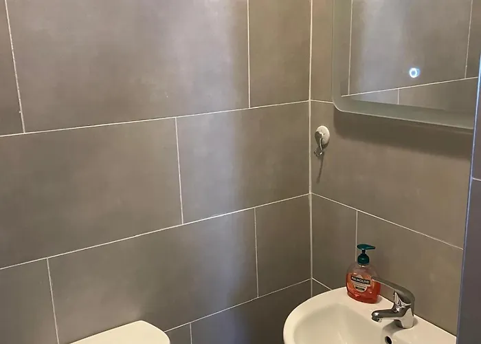 Superb Triple Near Croke Park - 2 Guest house