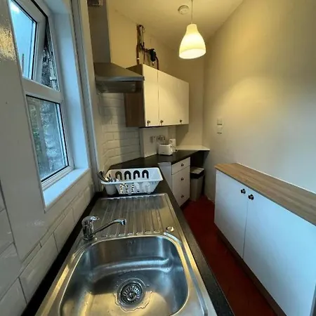 Superb Triple Near Croke Park - 2 בית הארחה *